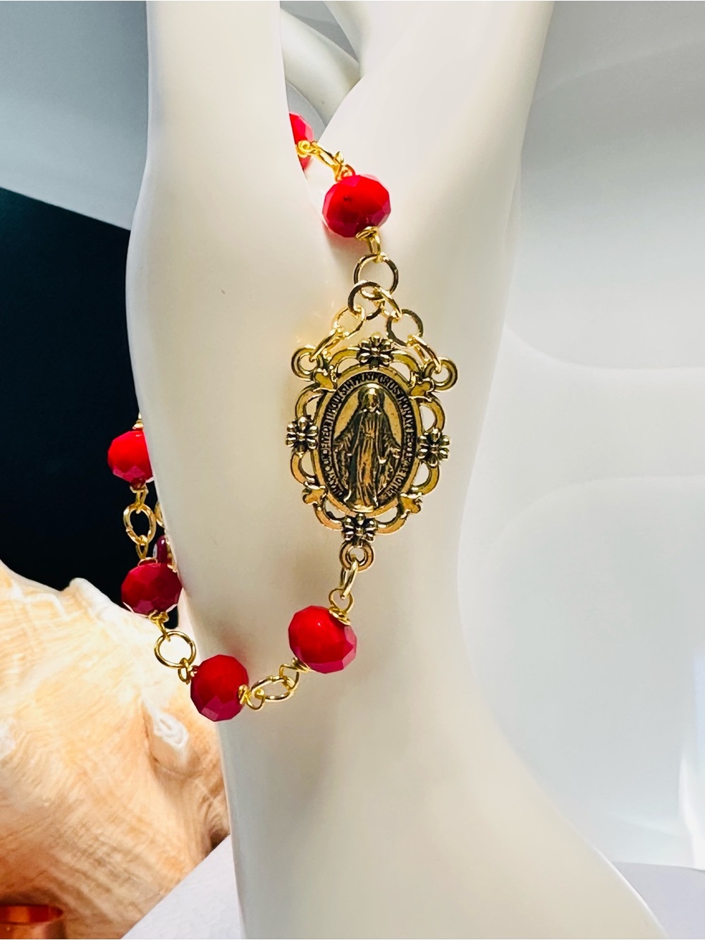 Virgen Mary Medal & Crystals Bracelet